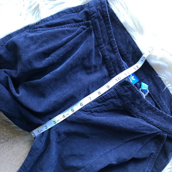 adidas originals • 7/8 corduroy cropped pants - Picture 9 of 10